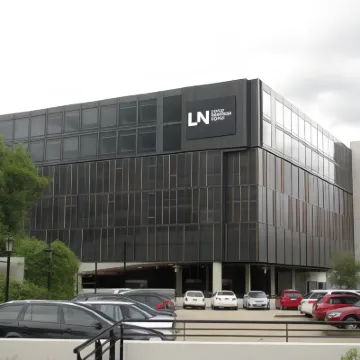 Little National Hotel Canberra Hotels near Patrick White Lawns