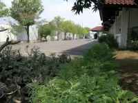 Bahari Inn Tegal Hotell i Randugunting