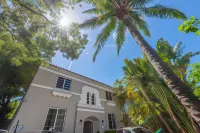 L'Etoile Apartments Part of the Oasis Casita Collection