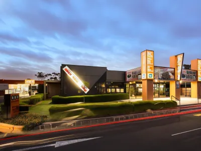 Nightcap at Keysborough Hotel Hotels in Aspendale