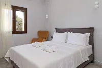 Malathro Olympus Guest House