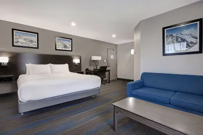 Days Inn by Wyndham Barrie Hotels near Aerie Store