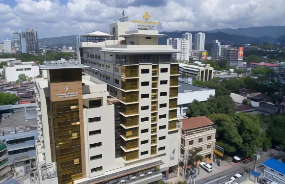 金太子及套房酒店