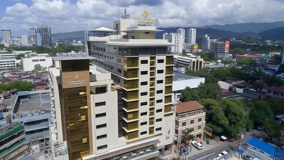 Golden Prince Hotel & Suites