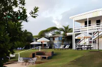 Seaspray Yeppoon Hotels in Emu Park