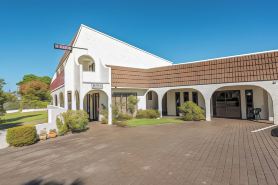 Riverside Motel