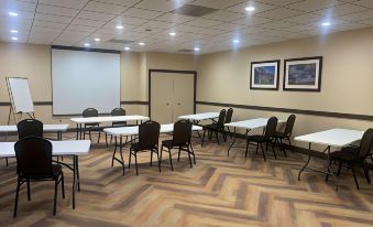 Best Western Plus Wooster Hotel  Conference Center