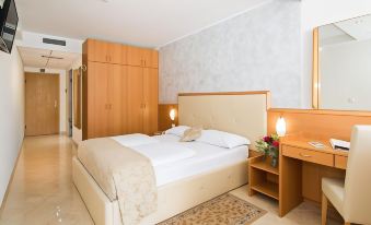 Hotel Hedera - Maslinica Hotels & Resorts