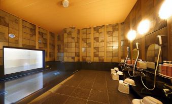 Hotel Route-Inn Sakaide-Kita Inter - Housity