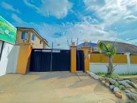 Nana's Holiday Let Hotels near University of Professional Studies, Accra (UPSA)