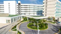 Eurobuilding Hotel & Suites Lecheria Hotels near Lido Beach