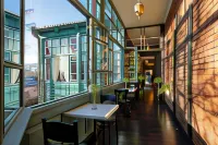 Unfound Door – Design Hotel - 4-Star