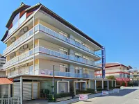Lucia Hotel Paralia Hotels in Katerini