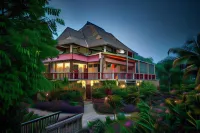 Sleeping Giant Rainforest Lodge Hotels in 