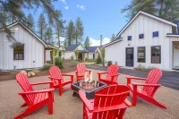 The Scout Boutique Cottages Hotels in Sisters