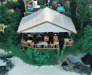 Cosmos Bungalows Hotel dekat Masjid Nurul Ikhsan