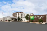 Holiday Inn & Suites Springfield - I-44