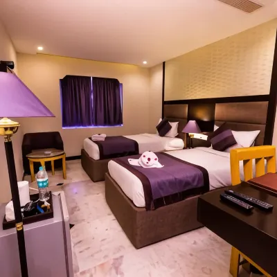 Hotel Grand Residence Hotels near Porur