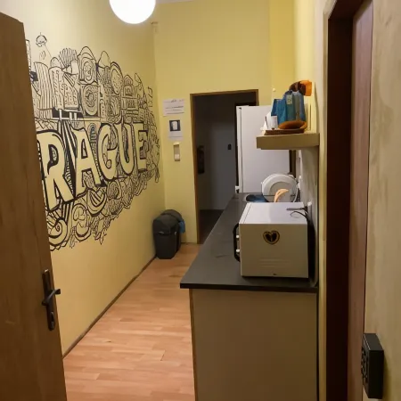 Easy Housing