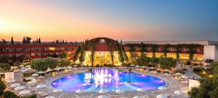 Ethra Reserve Calanè Отели в г. Таранто