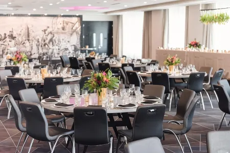 W Minneapolis - the Foshay