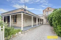 Central - Port ElliotHistoric Villa