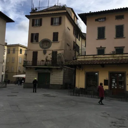 The wisteria, elegant apt old town