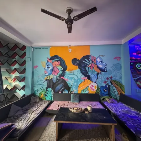 Madsquad Hostel Dorms & Rooms