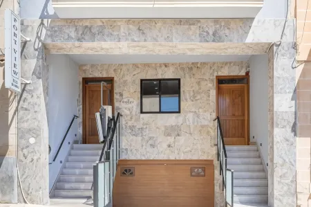 Port View Guesthouse Отели в г. Марсашлокк