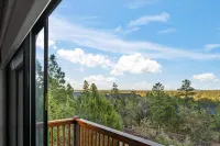 Beautiful 5 Bedroom 3500sf Cabin in Torreon Golf Community in Show Low