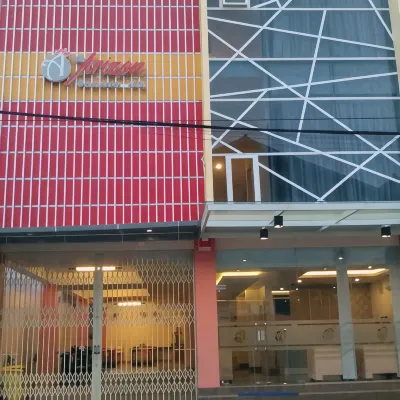 The Arizon at Malioboro Hotel Hotels near Maya Net Internet Cafe