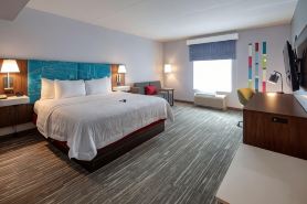 Hampton Inn & Suites Charlotte-Airport