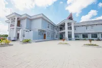 Esther Hotel Hotel dekat Bandara Silangit