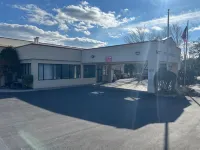 Hilltop Inn & Suites Hotel di Tuckahoe