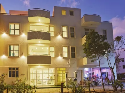 Planktons Beach Hotels in Hulhumale
