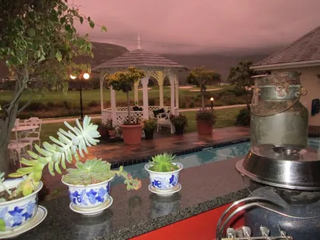 Mulligans Guest Lodge