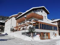 Conrad's Mountain Lodge Hotels in Silvaplana