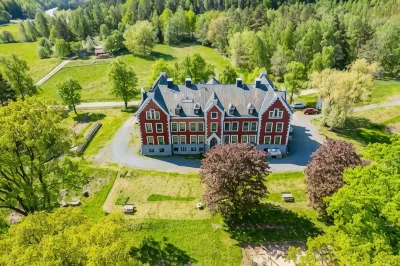 Hotell Hof Hôtels à : Askersund O