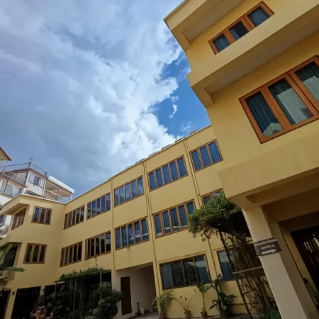 Ban Mae Boonthong Hotel