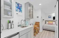 Unit "C": Private Own Entrance Beach PGA Golf LOCATION!!