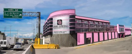 Hotel Avenida Отели рядом с достопримечательностью «Praça Beira Mar»