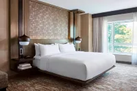 Chicago Marriott Southwest at Burr Ridge Hotels near Kohler Waters Spa at Burr Ridge