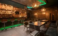 KAIRA PARK - bar