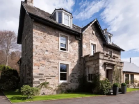 クレガティンハウス＆コートヤード（大人専用） ピトロクリーのホテル