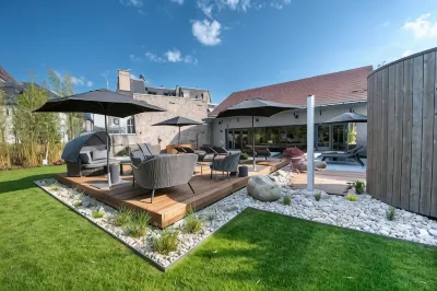 Best Western Premier le Chapitre Hotel  Spa Hotel a 