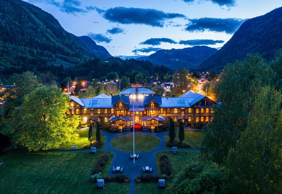 hotel overview picture