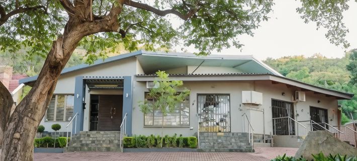 85 Ehmke Guesthouse Hotels in Nelspruit