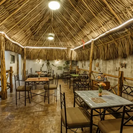Casa Del Maya Bed & Breakfast