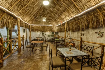 Casa Del Maya Bed & Breakfast