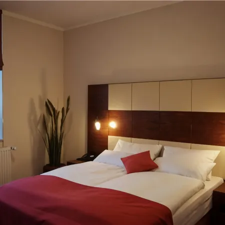 Adena Hotel